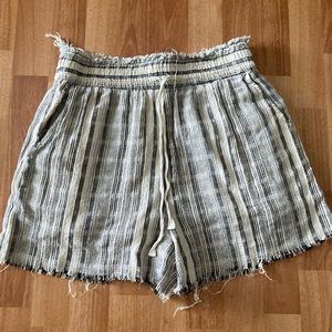 BKE high waist drawstring shorts